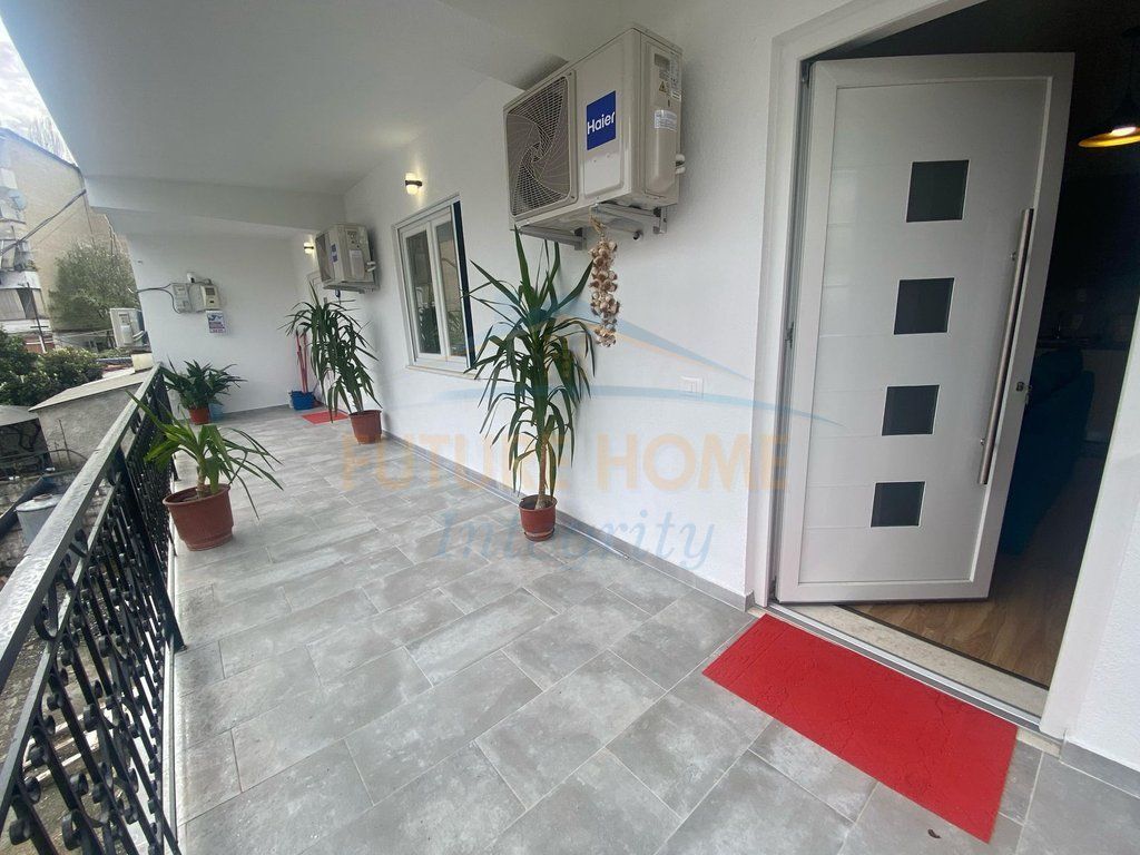 Rent, Apartment 1+1+Wardrobe+Parking, Mihal Grameno Street, Tirana.