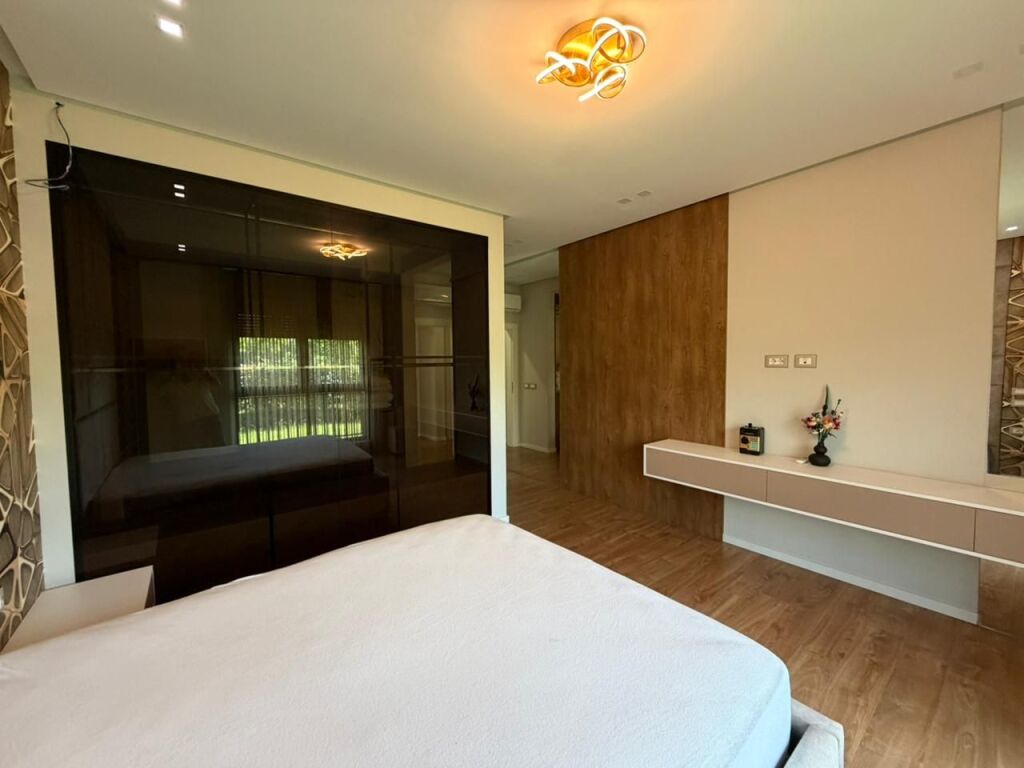 Apartment 2+1+Yard+Parking for rent at Montesori School near the Dry Lake.