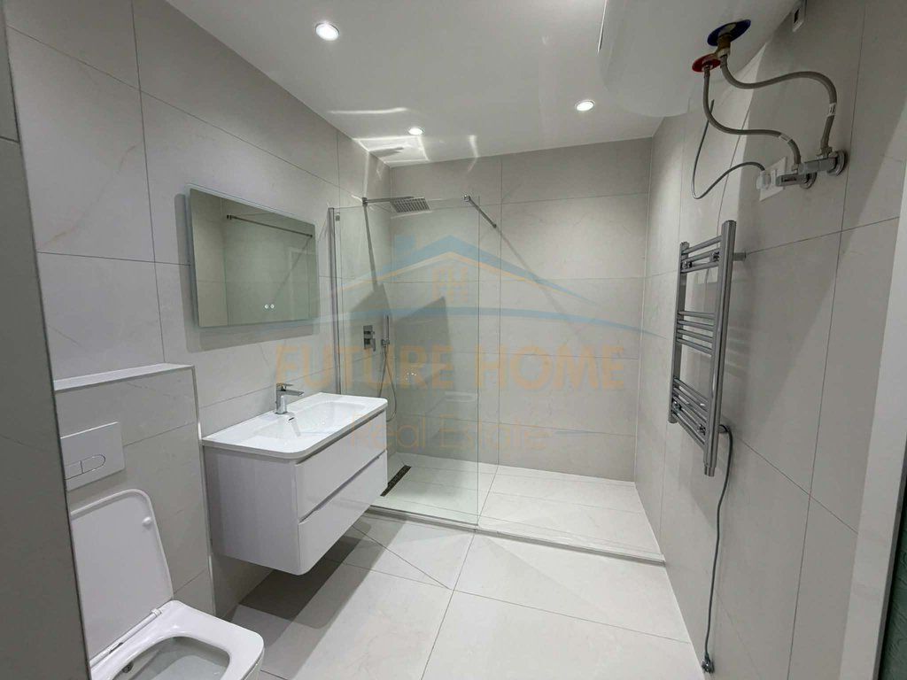 Rent, Apartment 2+1+2, 21 December
