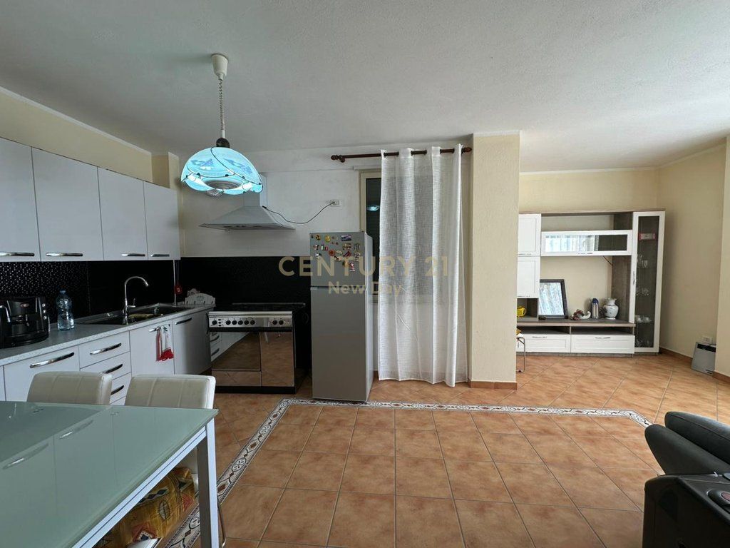 Apartment 1+1 for Rent in the Center of Durrës 40000 Leke