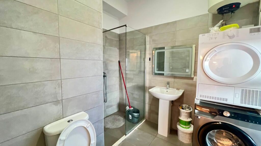 For Sale: Studio Apartment 📍Ali Dem (Mangalem Complex) €82,000 | Area 43m² || Easily Convertible into a 1+1 Apartment