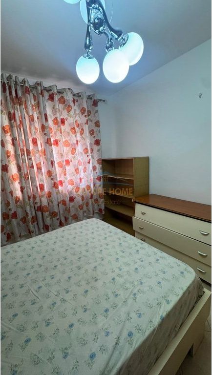 Qera Apartament 3+1, Rruga Fortuzi,Tiranë