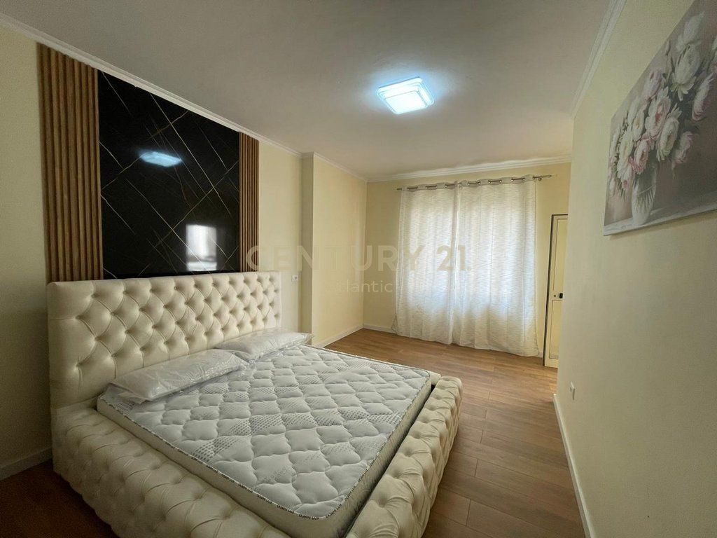 VENDESI APPARTAMENTO 2+1 A SPIAGGIA ILIRIA DURAZZO 149.000 €