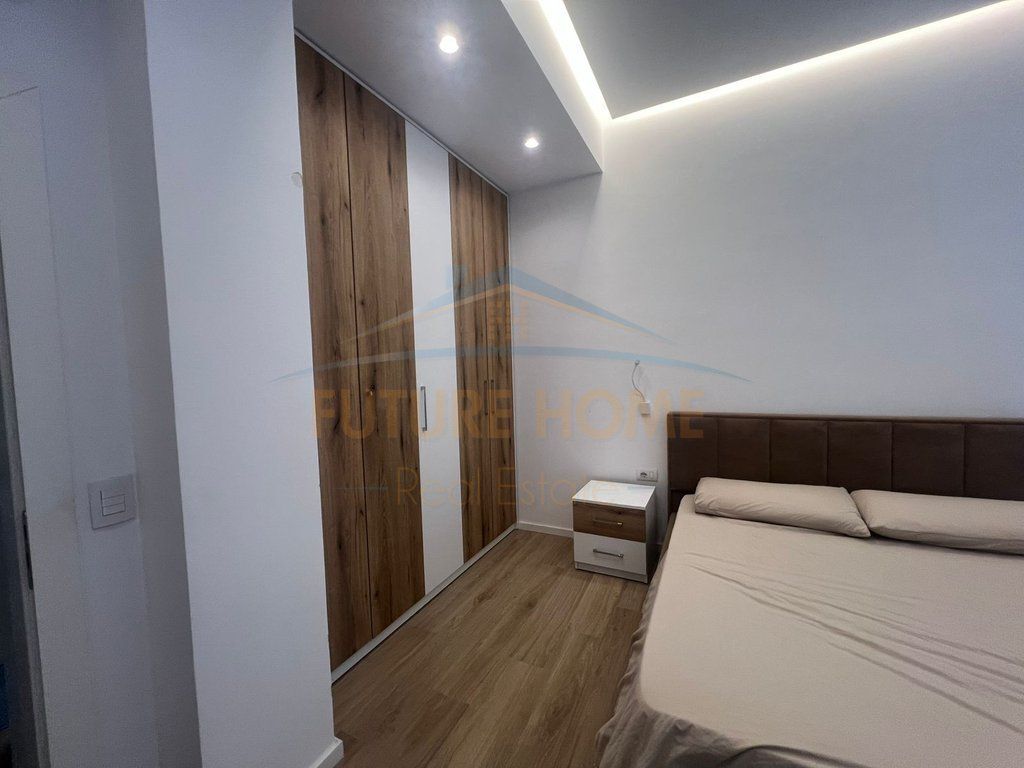 Rent, Apartment 1+1, Kavajes Street, Former Park, Tirana.