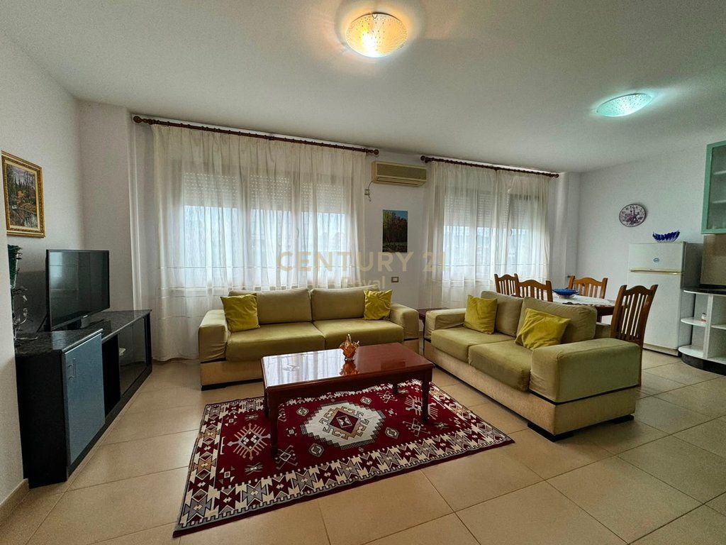 FOR RENT 2+1 APARTMENT ON BOGDANEV STREET