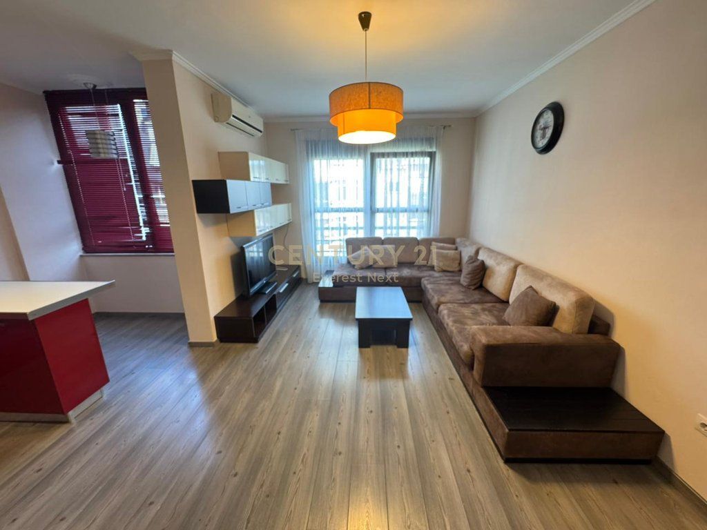 Apartment 2+1+2 for Rent on Kosovarëve Street!