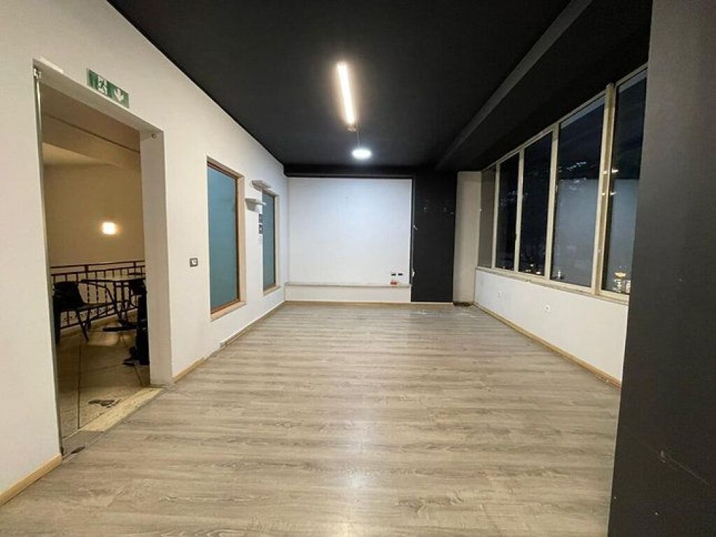 Business premises for rent in Bllok