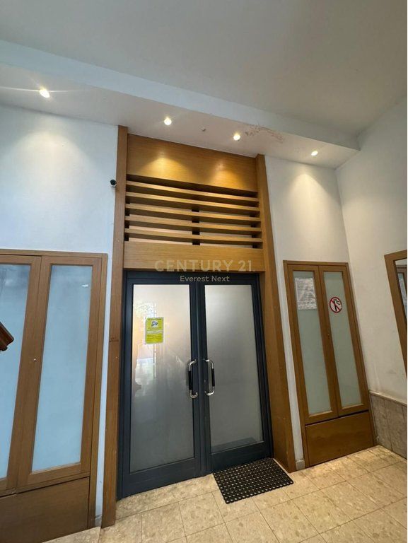 Apartment 2+1+2 for Rent on Kosovarëve Street!