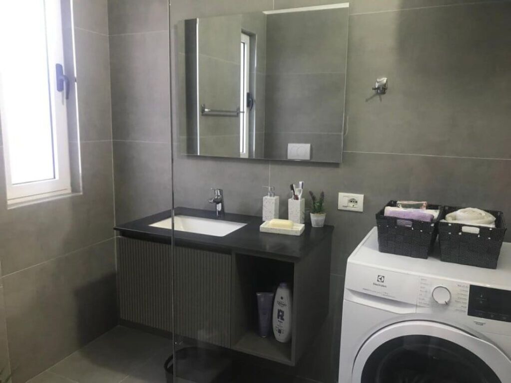 Apartament Me Qera 2+1 ne Vasil Shanto (ID B2201120) Tirane