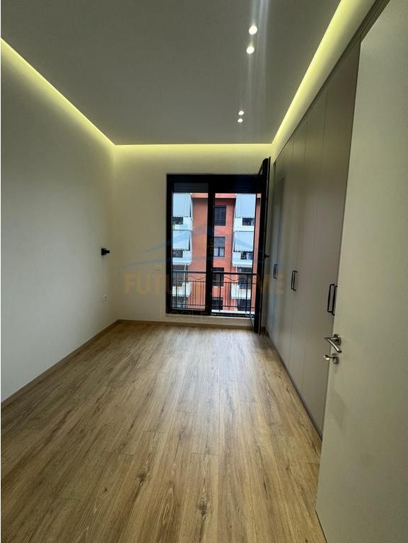 Affitto, Appartamento 2+1+2, Complesso Delijorgji, Tirana.