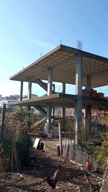  Concrete frame structure and land for Sale – 200m² Built on 500m²+ Land