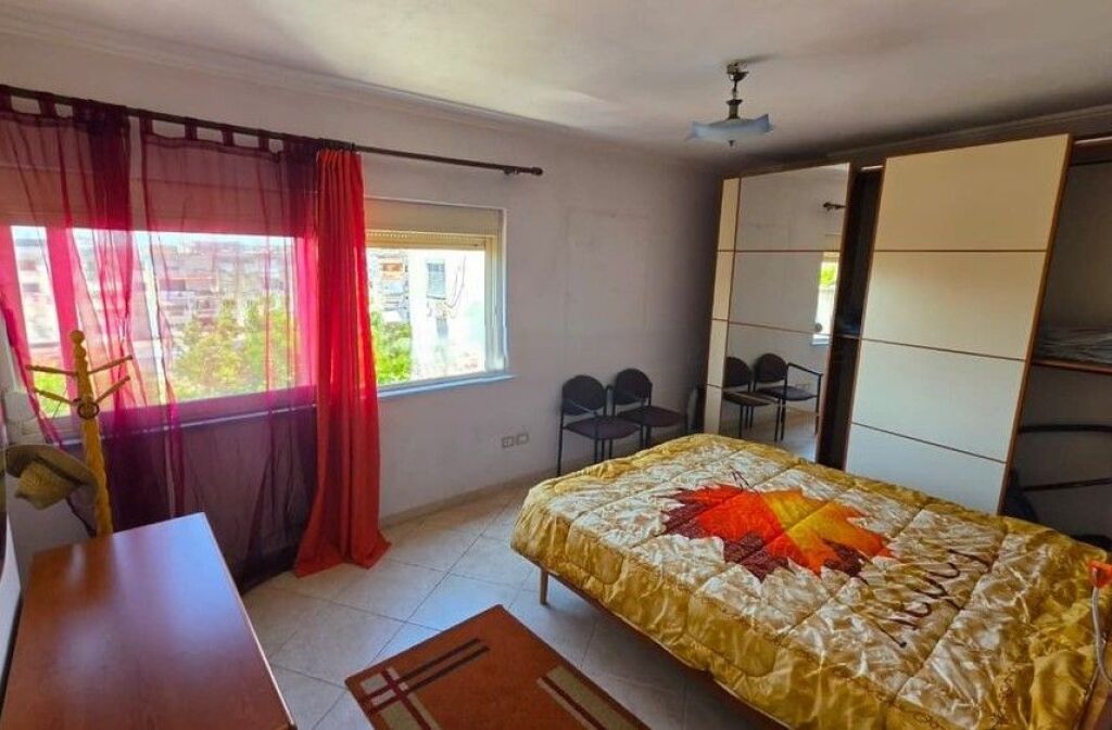 Apartment 2+1 for rent in Xhamllik