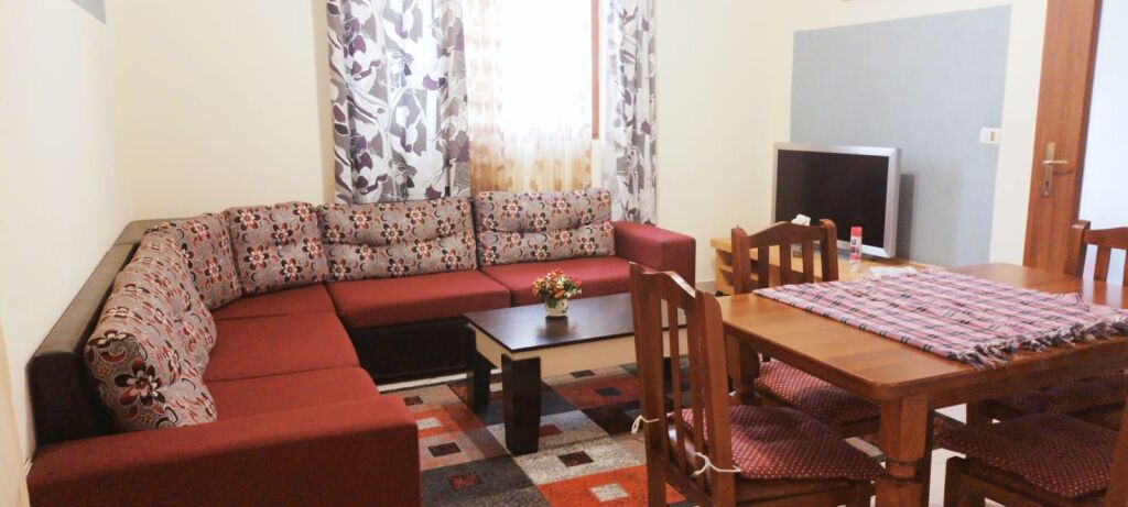 APARTMENT 1+1. 27000 LEKE. BEHIND THE MALAZIAN COMPLEX