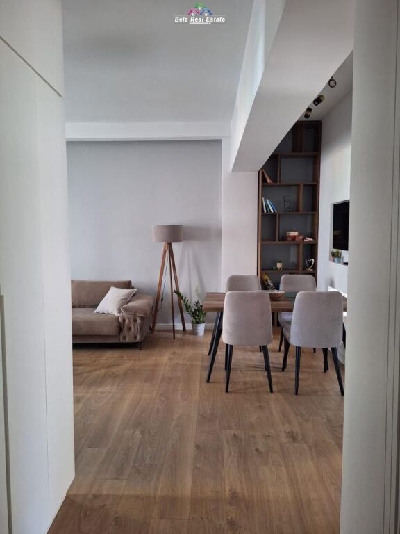 Apartament Me Qera 2+1 Tek Pazari I Ri (ID B221258) Tirane.