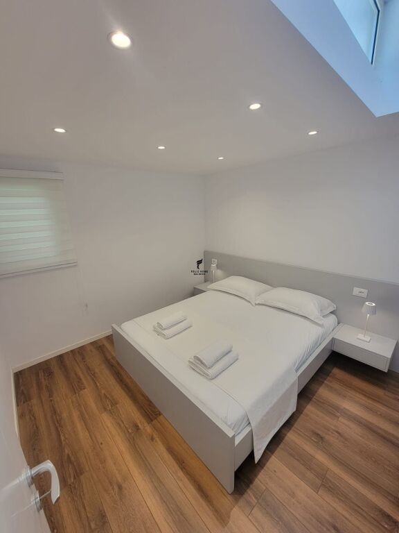 APARTMENT FOR RENT 1+1 DURRES STREET 55,000 LEKE FH-78300