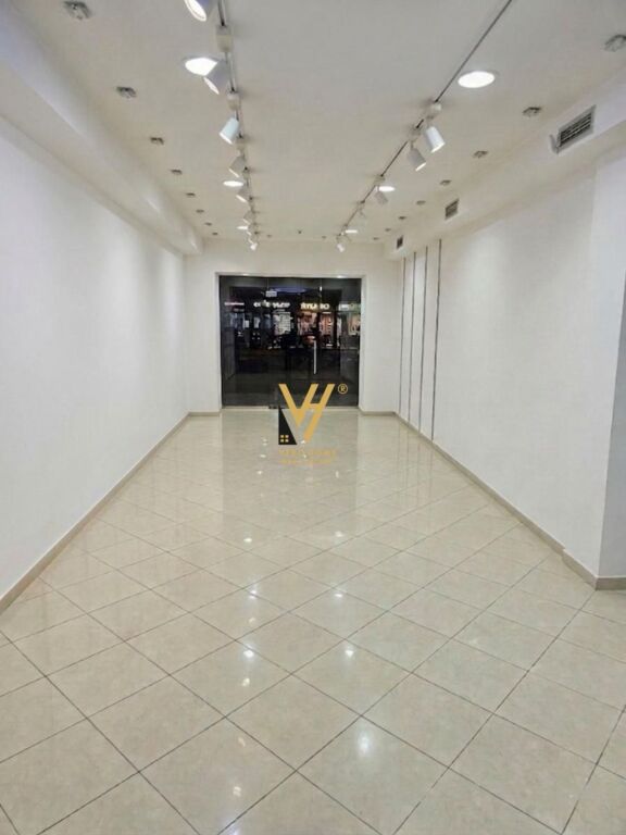 SHOP FOR SALE 75 M2 AT KAVAJA STREET 650,000 EURO