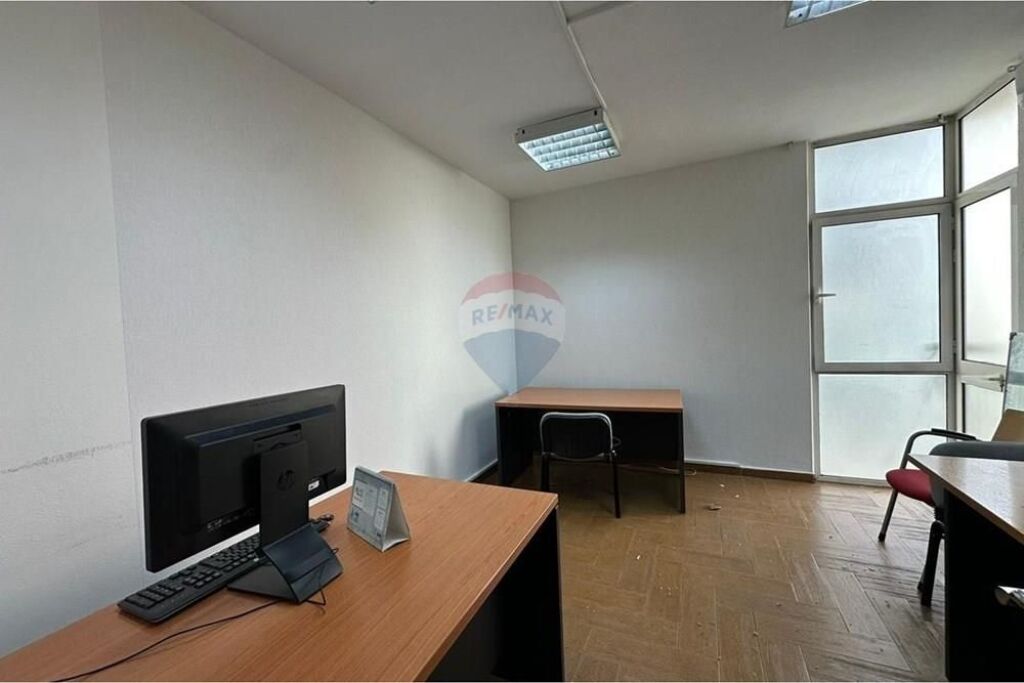 UFFICIO IN AFFITTO PRESSO L'EX ESPOSIZIONE