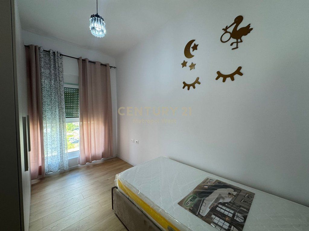 Apartment 2+1+2 for rent at Rezidenca Kadiu, Ali Demi 550 € /Month