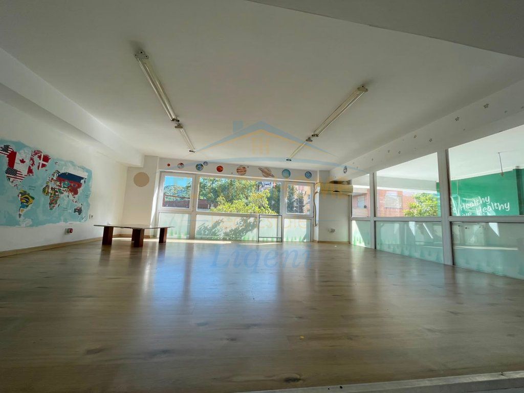 Affitto, Locale Commerciale, Duplex, Giardino Zoologico, Tirana.