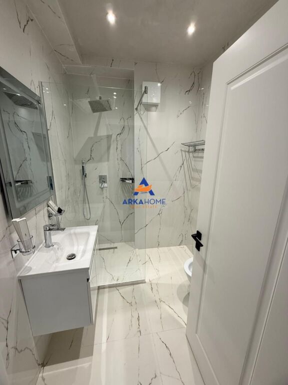 FOR RENT APARTMENT 2+1+VERANDA "LIGOR LUBONJA STREET, OLD SAUK" 150000 LEKE