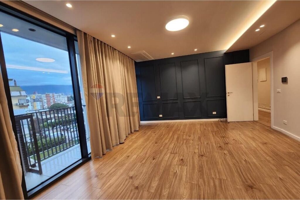 Spazio per ufficio in affitto al Lago di Tirana, Vista Lago