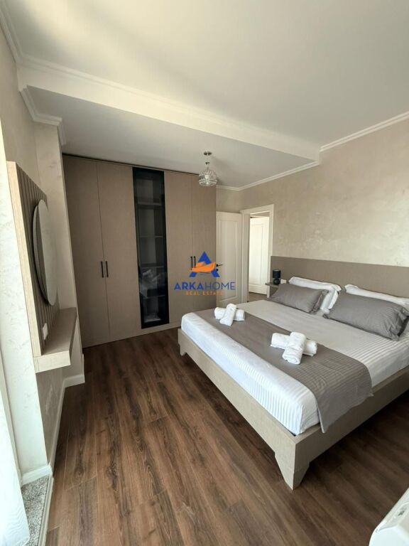 FOR RENT APARTMENT 2+1+VERANDA "LIGOR LUBONJA STREET, OLD SAUK" 150000 LEKE