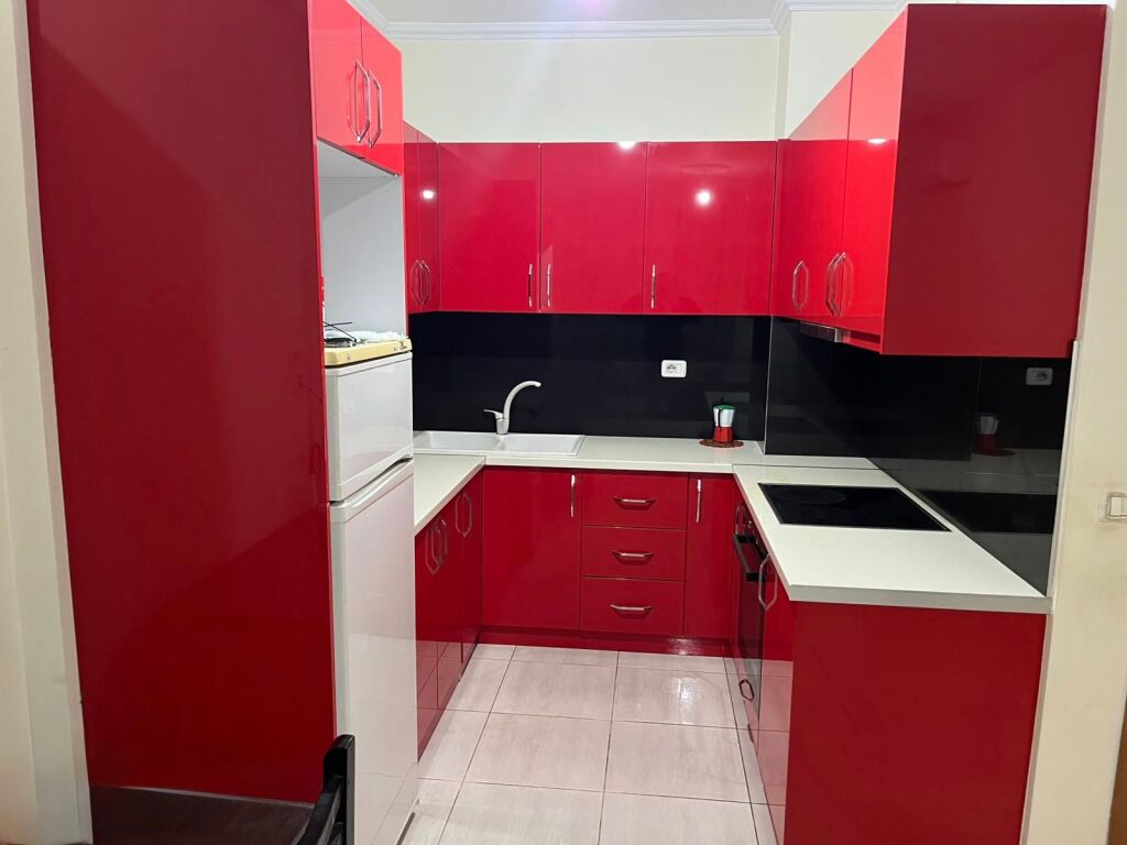 Apartament me qera Astir 1+1