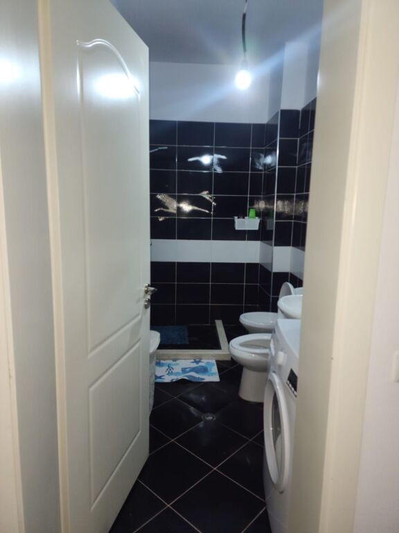 JEPET ME QERA APARTAMENT  NË KODER KAMEZ