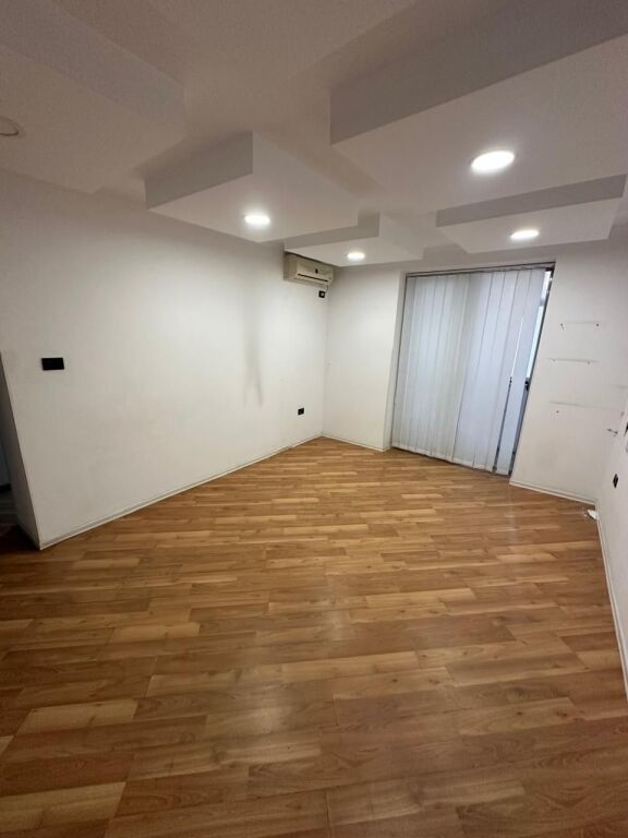 🏢 Apartment 1+1 for Rent – 21 Dhjetori Crossroad