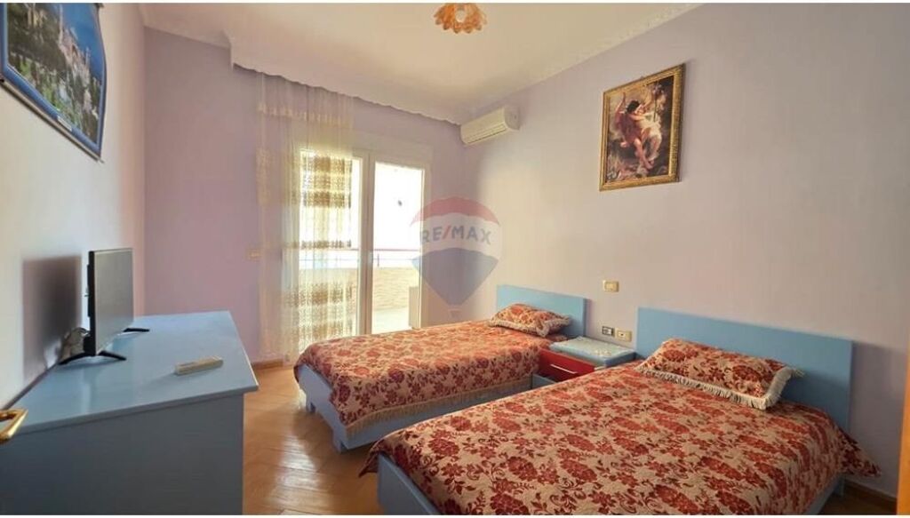 Apartment 3+1 for sale, Vlore