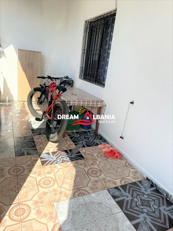 Two-story villa for sale at the end of Jordan Misja street, near the train tracks (ID 4151100)
