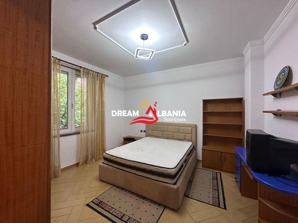 Jepet me qera apartament 2+1 ne Kinostudio ( ID 42215578)
