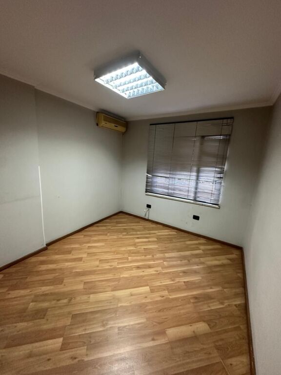 🏢 Apartment 1+1 for Rent – 21 Dhjetori Crossroad