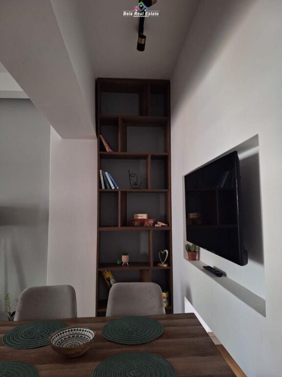Apartament Me Qera 2+1 Tek Pazari I Ri (ID B221258) Tirane.