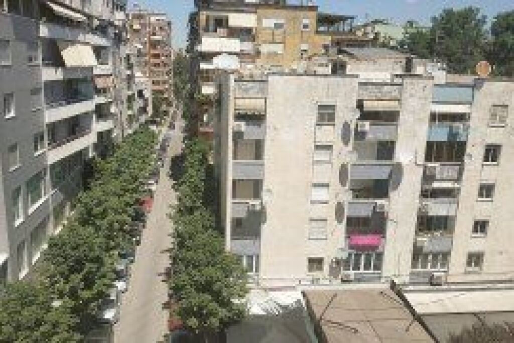 Premises for Rent near LSI in Bllok!