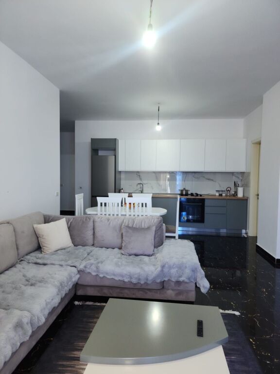 JEPET ME QERA APARTAMENT  NË KODER KAMEZ