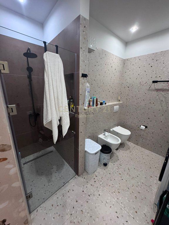 Appartamento 2+1 in Affitto a Vollga, Durazzo !!          1.200 € /Mese