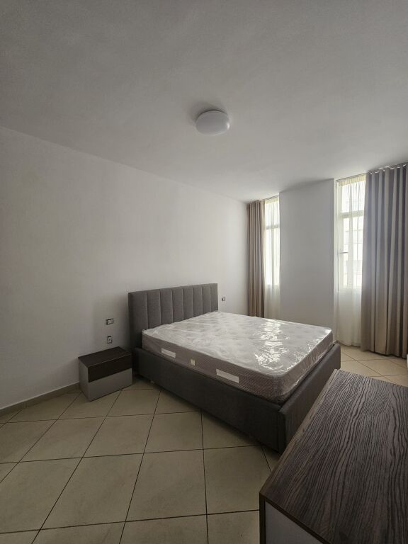 1+1 for rent 450 euros, near the big ring