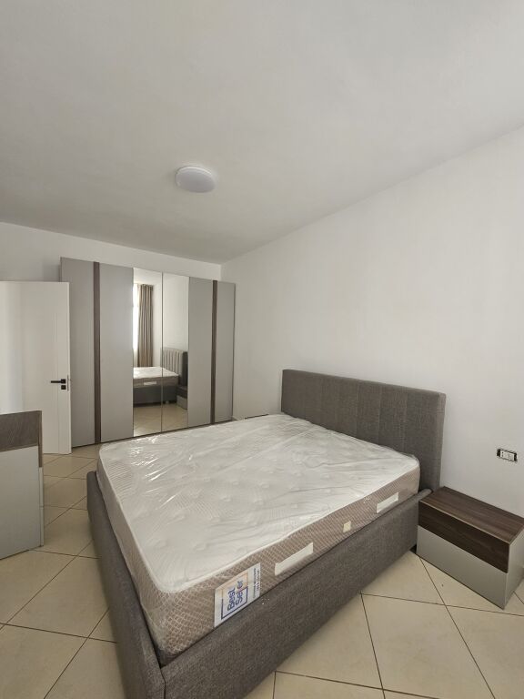 1+1 for rent 450 euros, near the big ring