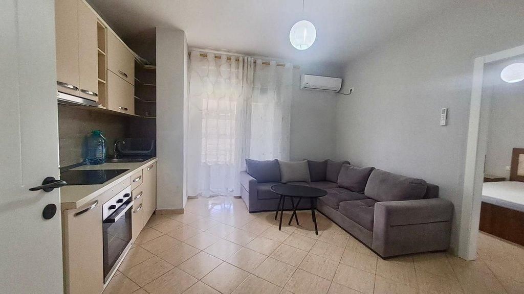 Appartamento 1+1 in Affitto - Xhamllik