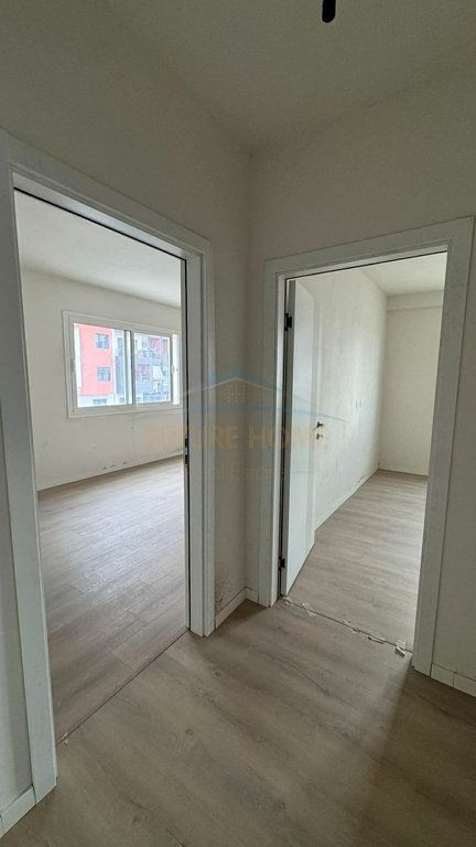 Shitet, Apartament 2+1+2, Yzberisht