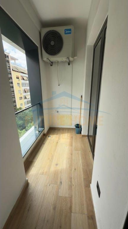 In vendita, Appartamento 1+1, Via Kavaja, Complesso Square21, Tirana.