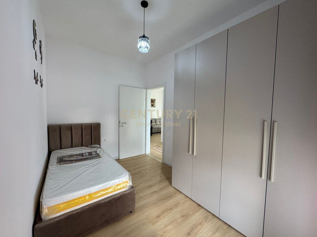 Apartment 2+1+2 for rent at Rezidenca Kadiu, Ali Demi 550 € /Month