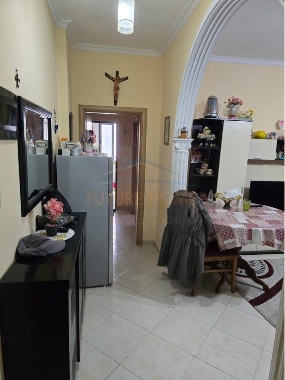 For sale, Apartment 1+1, Yzberisht