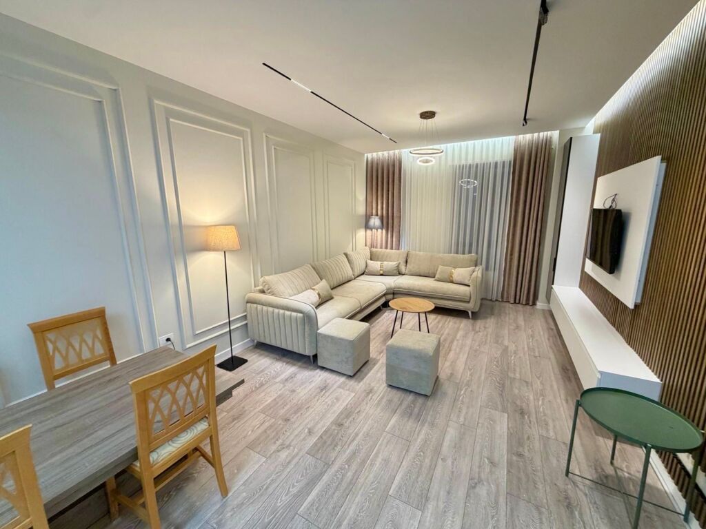 🏡 AFFITTO SUPER Appartamento 2+1 Con 2 Bagni 📍 Via 5 Maji, Tirana ✨