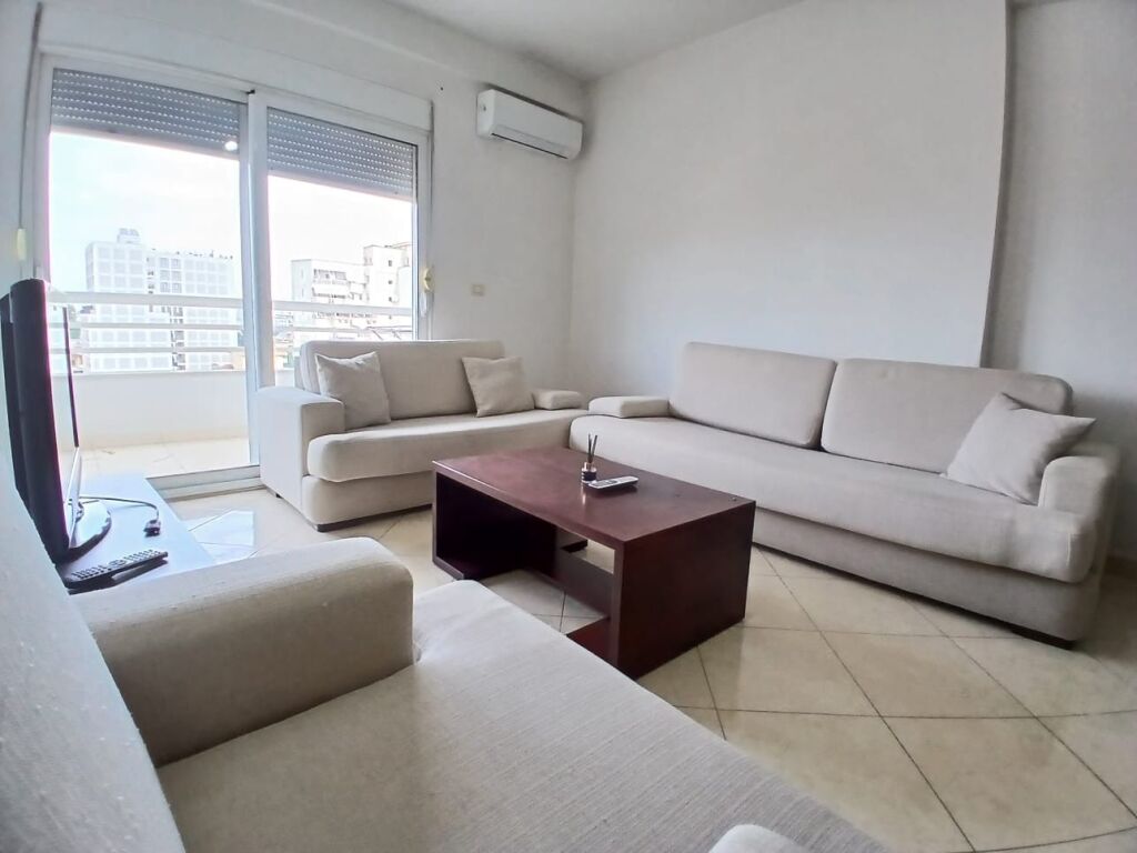 2+1, 6th floor elevator, new market, 600 thousand lek
