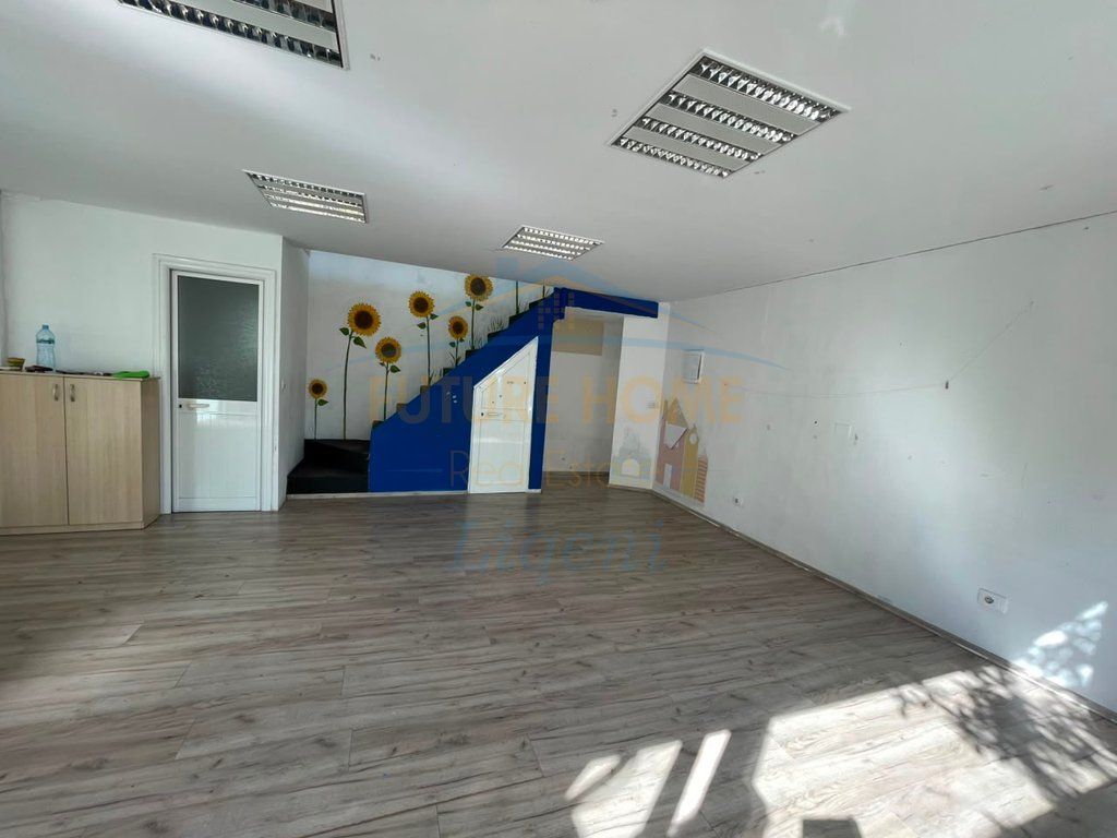 Affitto, Locale Commerciale, Duplex, Giardino Zoologico, Tirana.