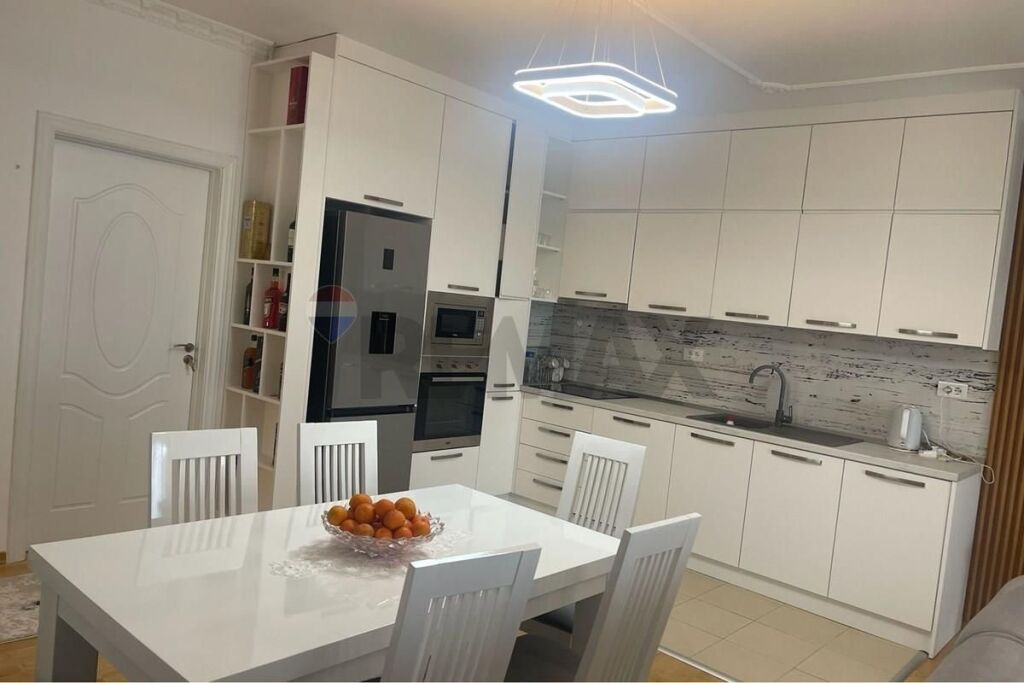 Apartament 2+1 per qira,FARKE ne nje Rezidence