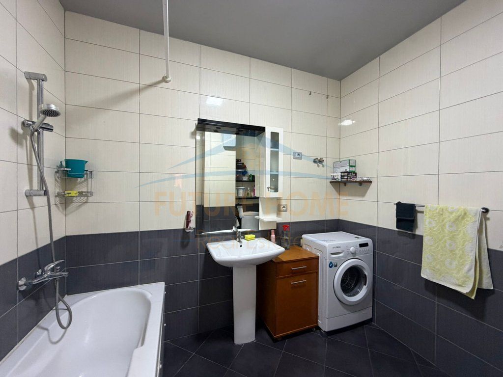 For sale, 2+1+2 Apartment with Veranda, Jordan Misja Street, Tirana