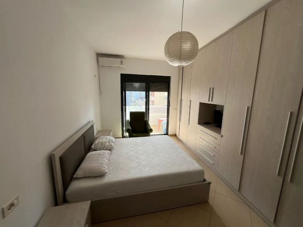 Apartment 2+1+2 for rent in Astir, opposite the Arlis Complex!